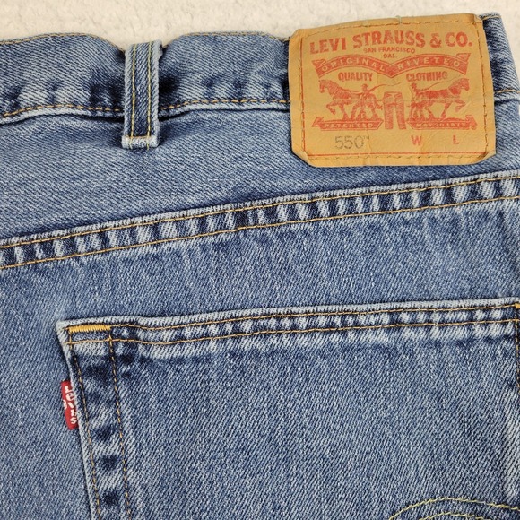 Levis 550 Jeans Mens‎ 52x32 Blue Denim Relaxed Tapered Leg Water Less Distressed - Picture 11 of 12